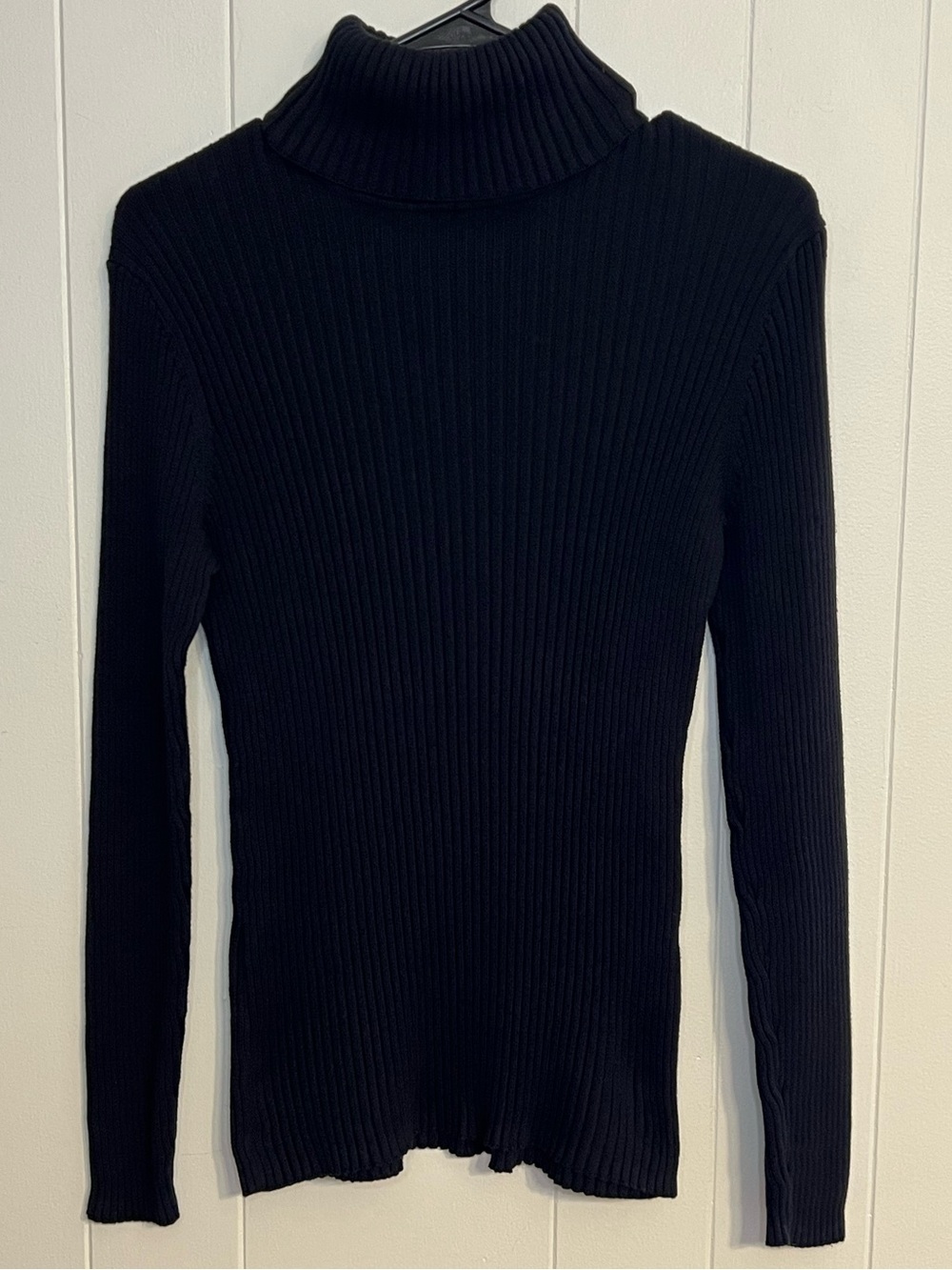 L.L. Bean stretchy ribbed turtleneck size M